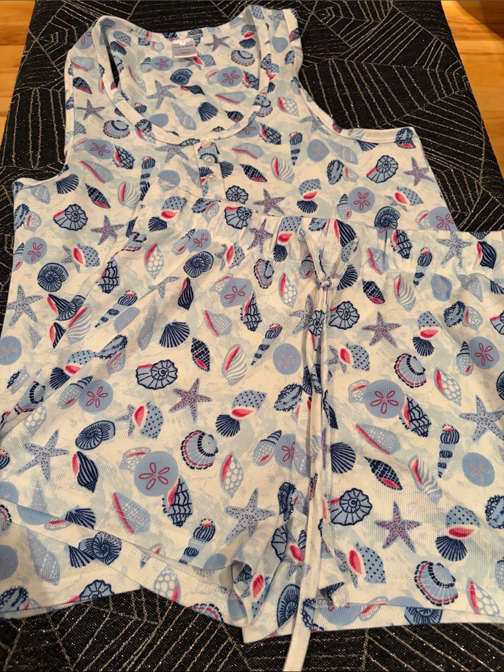 Sleeveless Seashell Print Pajama Tank - Light Blue